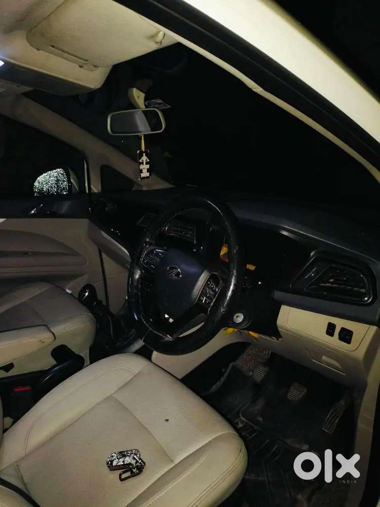 Mahindra Marazzo