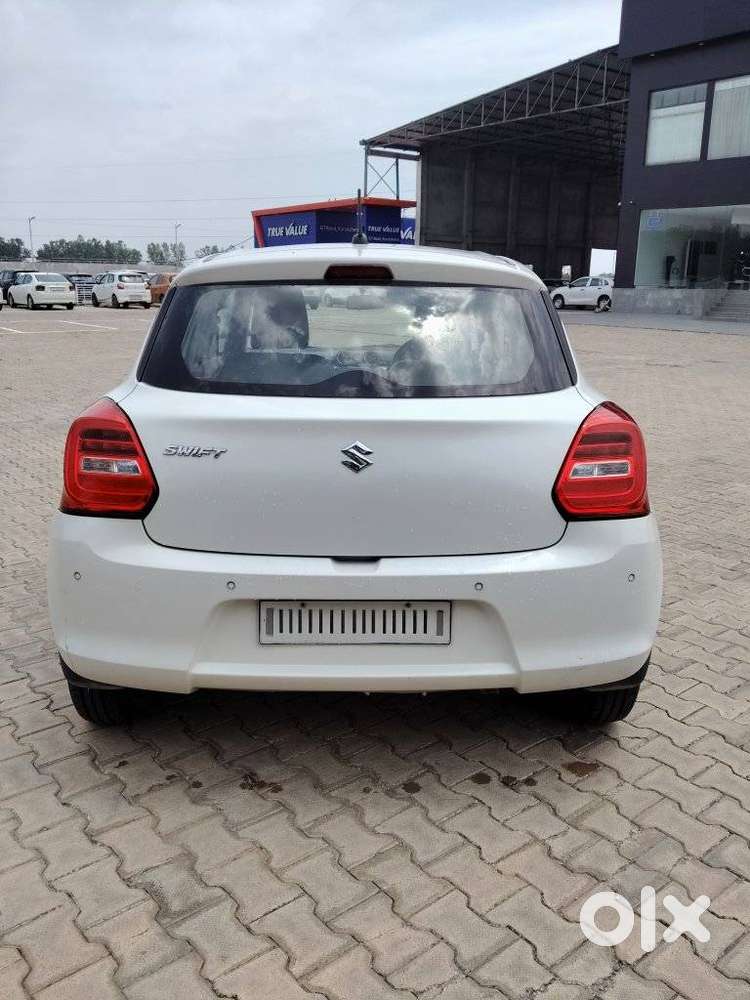 Maruti Suzuki Swift Amt Vxi, 2020, Petrol