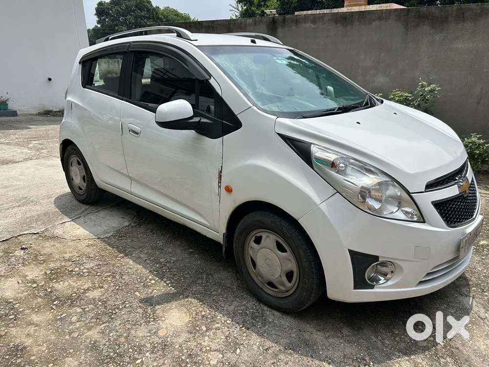 Chevrolet Beat Petrol 2010
