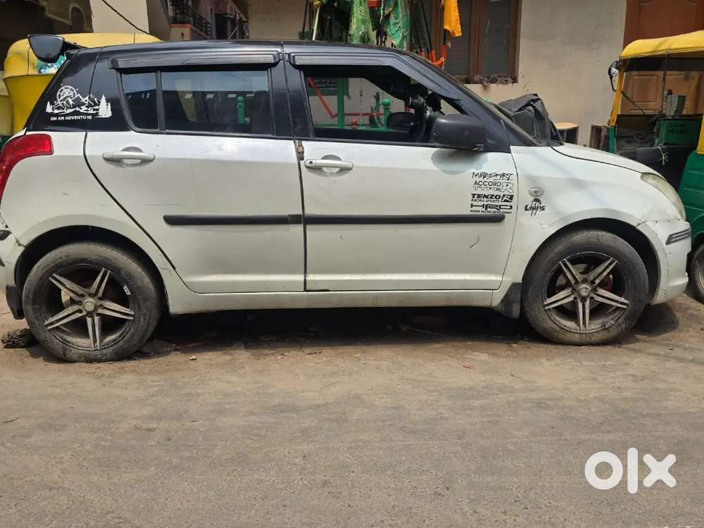 Maruti Suzuki New-gen Swift 2009 Petrol 105000 Km Driven