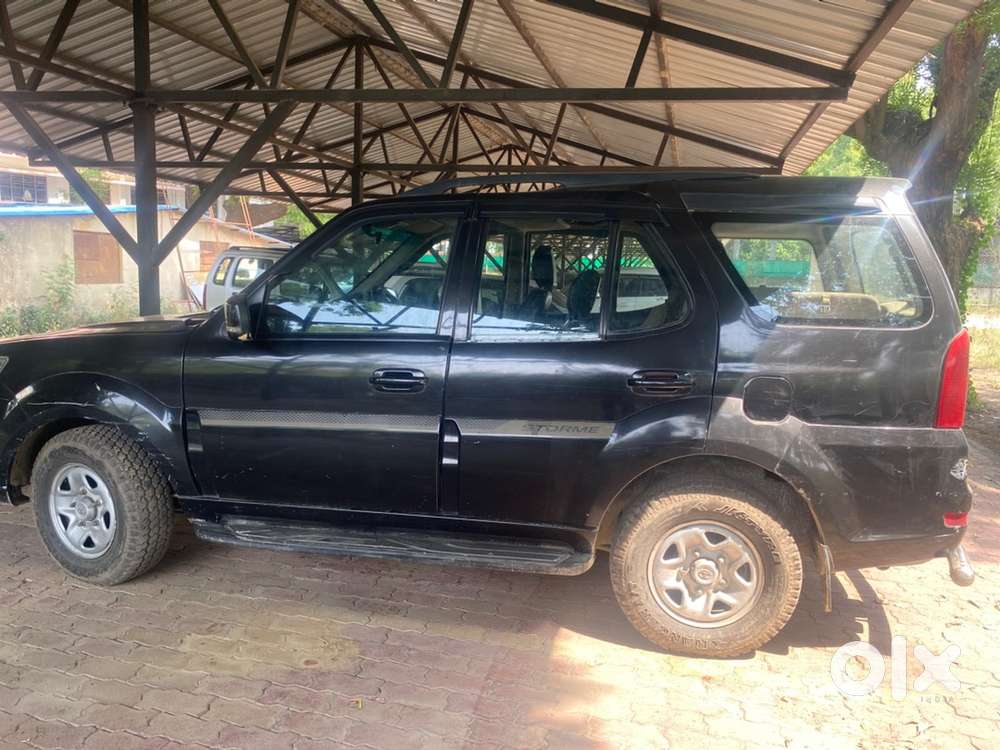 Tata Safari Storme 11 Diesel