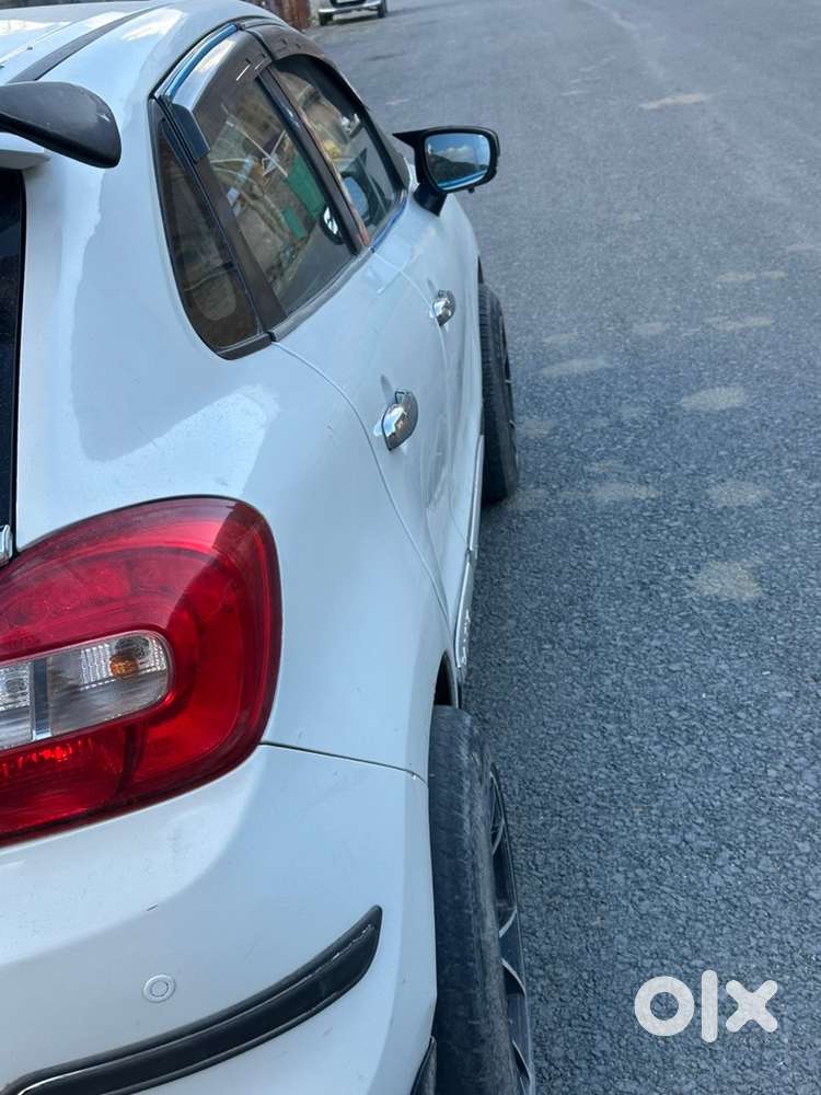 Maruti Suzuki Baleno 2016 Petrol 140000 Km Driven