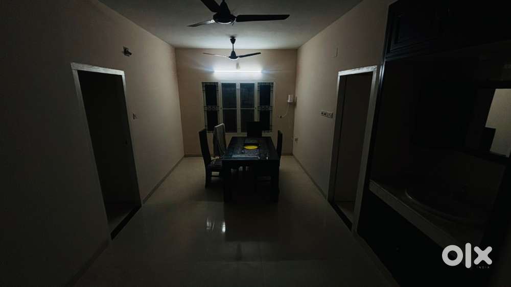3bhk apartment ground floor