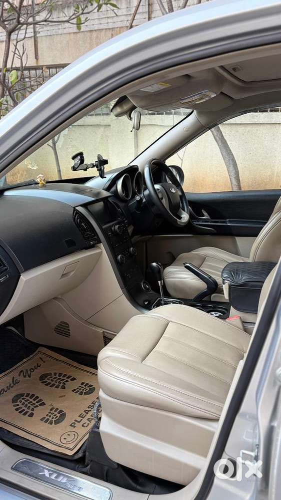 Automatic Mahindra Xuv500 2017 Diesel Well Maintained