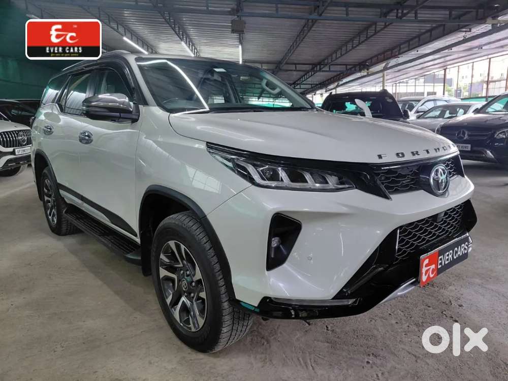 Toyota Fortuner Legender, 2022, Diesel