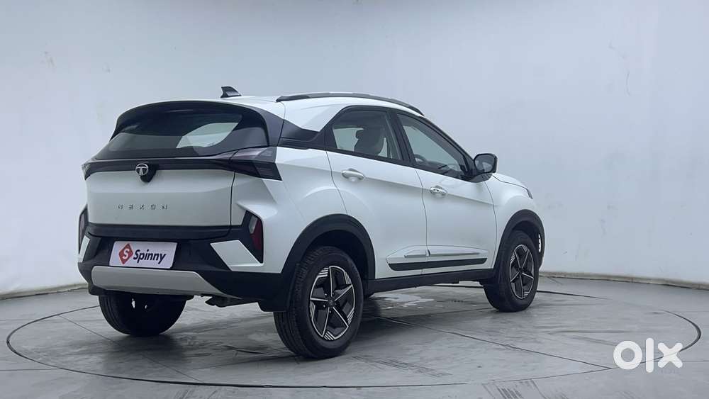 Tata Nexon Creative Plus 1.2 Revotron Petrol 6 Mt, 2024, Petrol