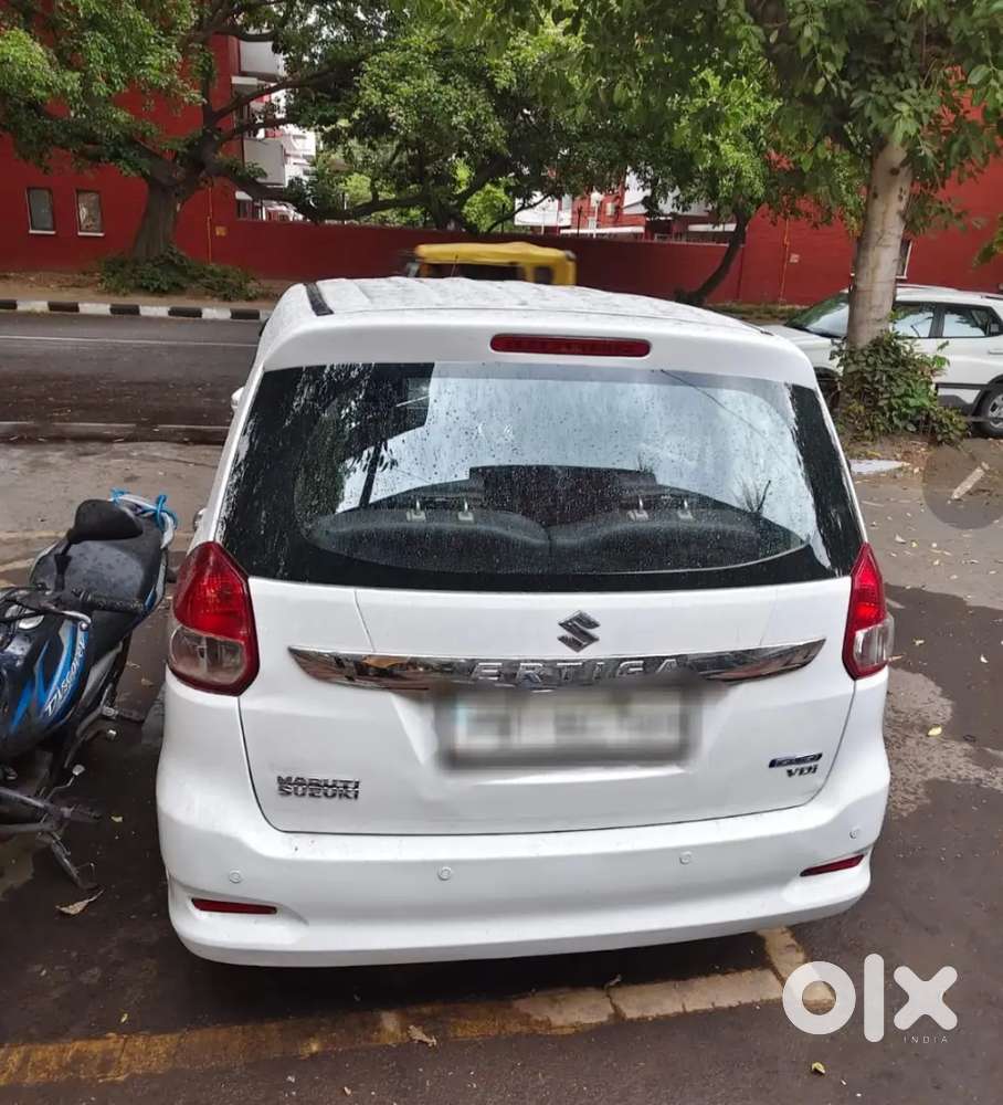 Maruti Suzuki Ertiga 2016 Diesel 192969 Km Driven