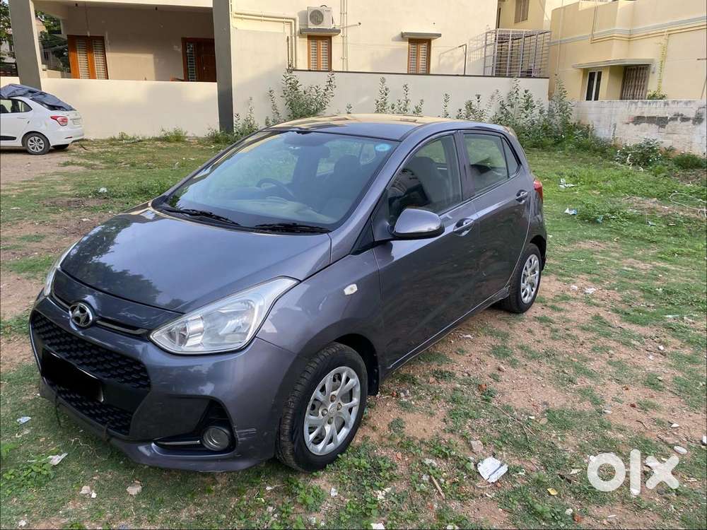 Hyundai Grand I10 Sportz, 2017, Petrol