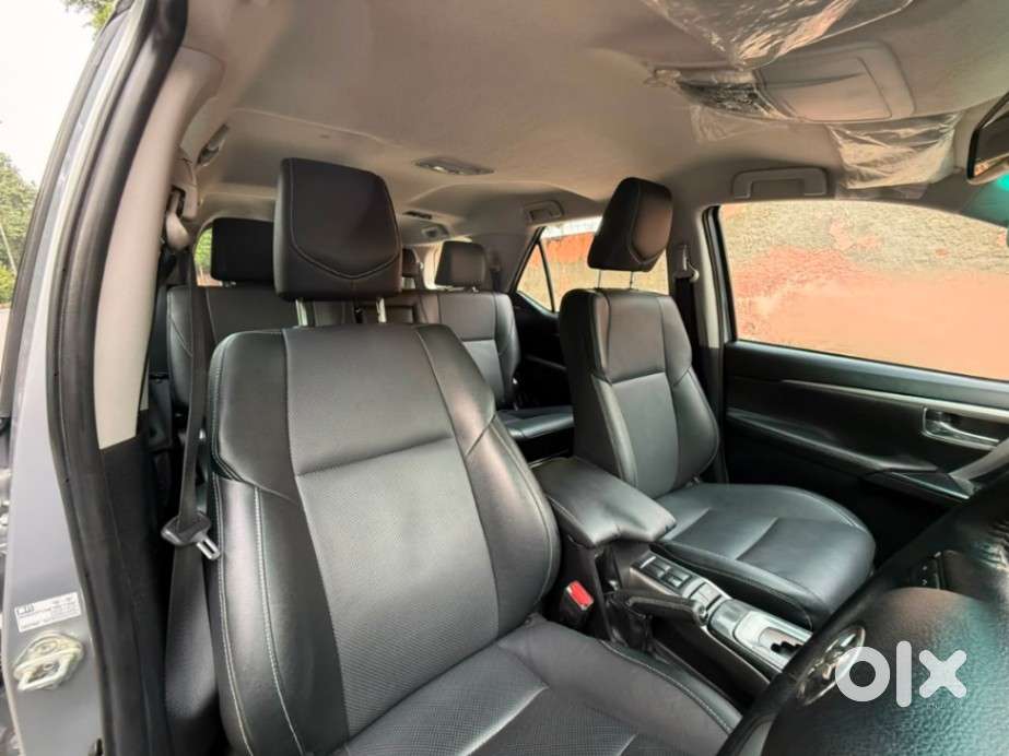 Toyota Fortuner 4x2 At 2.7 Petrol, 2025, Petrol