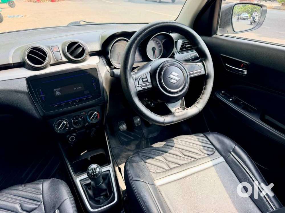 Maruti Suzuki Swift Vxi + Manual, 2021, Petrol