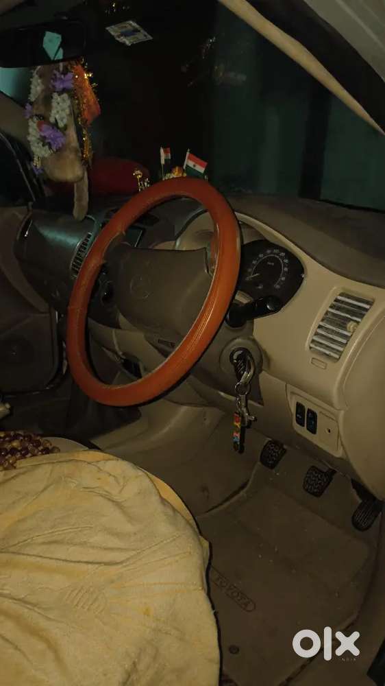 Best Car In 8seater