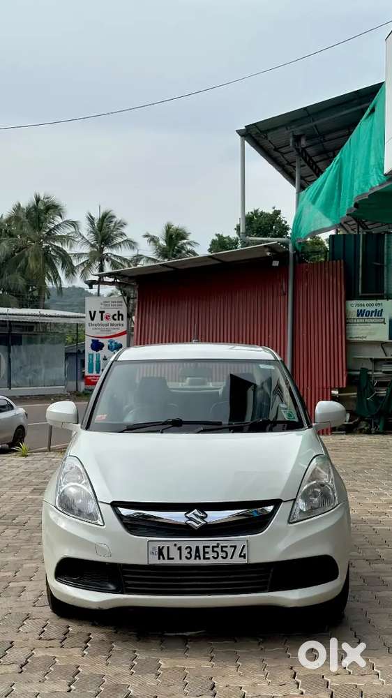 Maruti Suzuki Swift Dzire, 2015 Petrol Manual