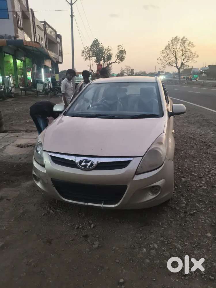 Gadi Me Koi Kaam Nahi Hai