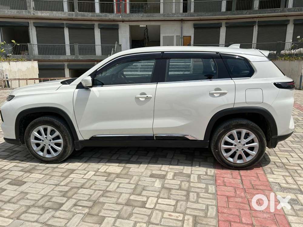 Maruti Suzuki Grand Vitara 2025 Petrol 9700 Km Driven