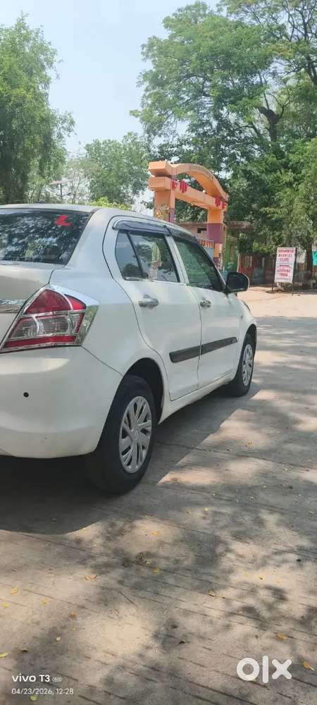 Maruti Suzuki Dzire 2017 Petrol Well Maintained