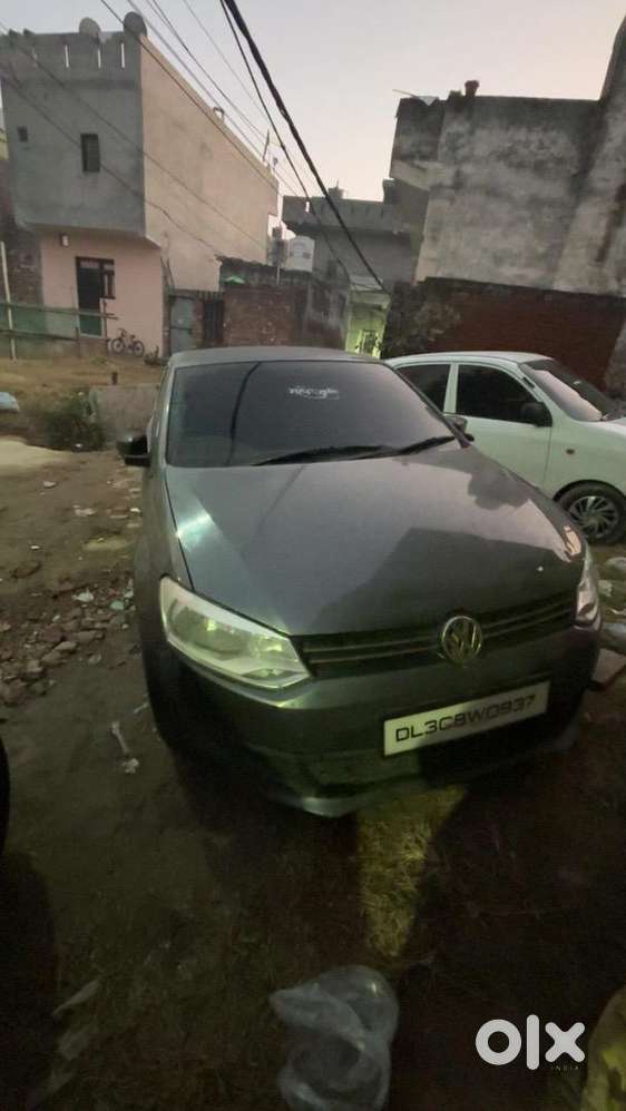 Volkswagen Polo 2012 Petrol 70000 Km Driven