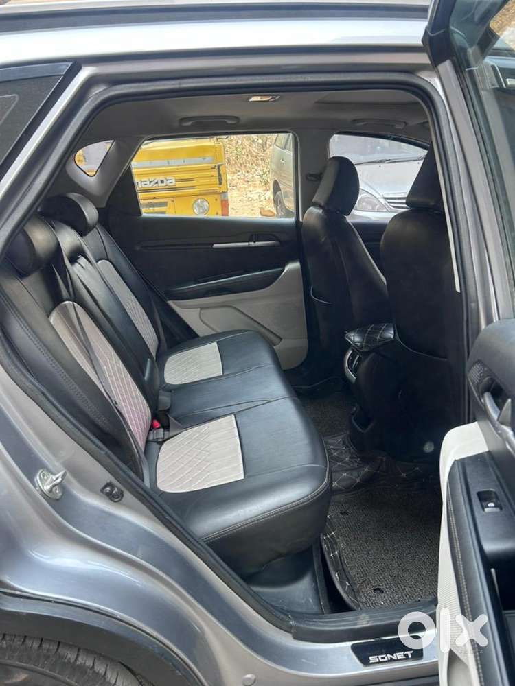 Kia Sonet Single Handed Home Driven Car, Direct Owner No Dealer Needed
