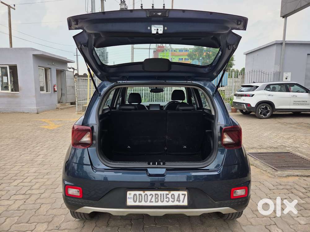 Hyundai Venue Sx (o) Mt 1.5 Diesel, 2021, Diesel