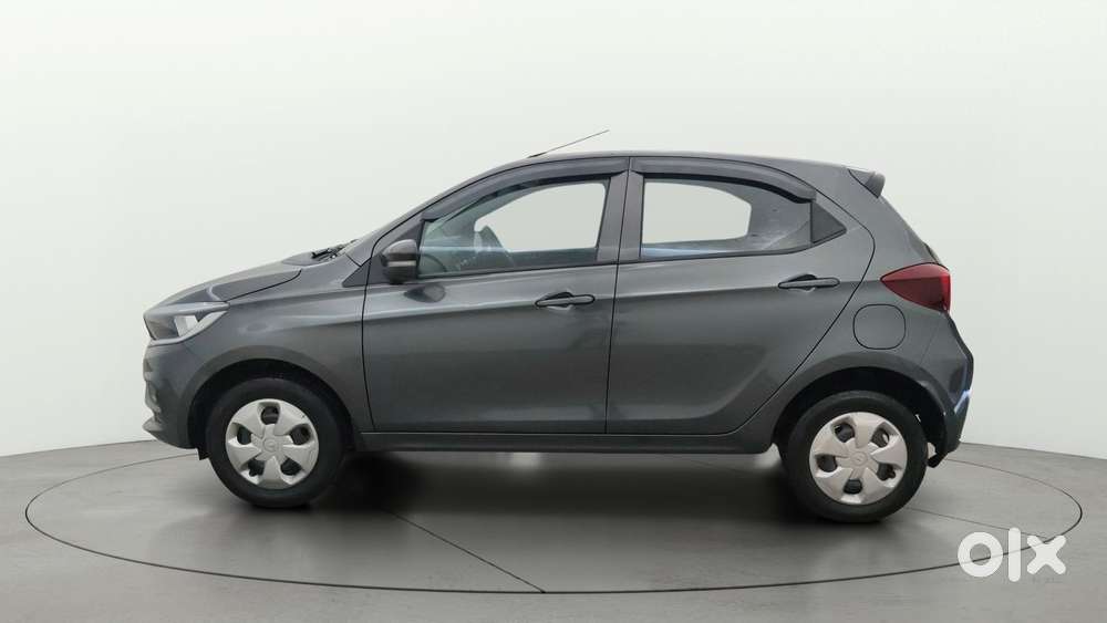 Tata Tiago 1.2 Revotron Xt Cng, 2022, Cng & Hybrids