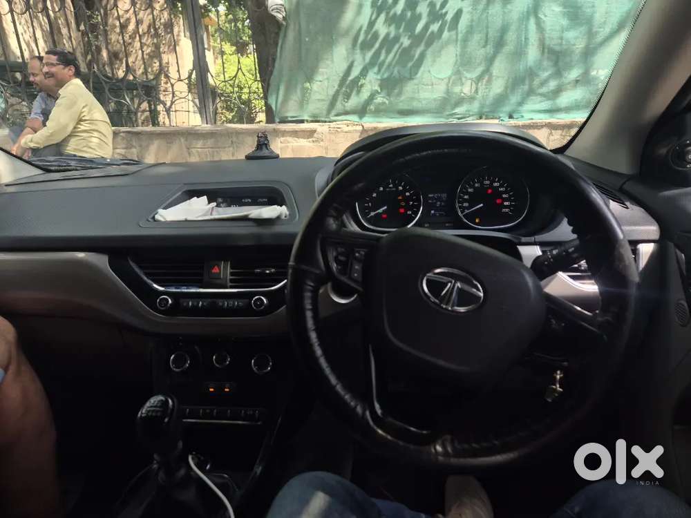Tata Nexon 2019 Petrol 105000 Km Driven