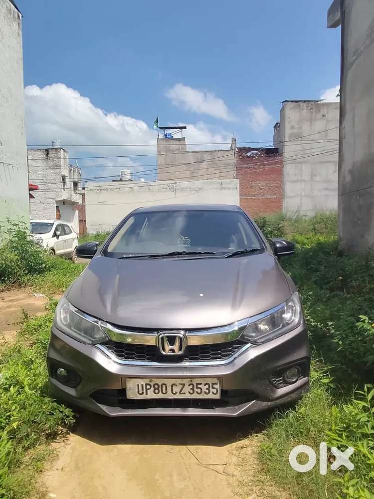 2014 Model Ekh Dum Mast Condition Car