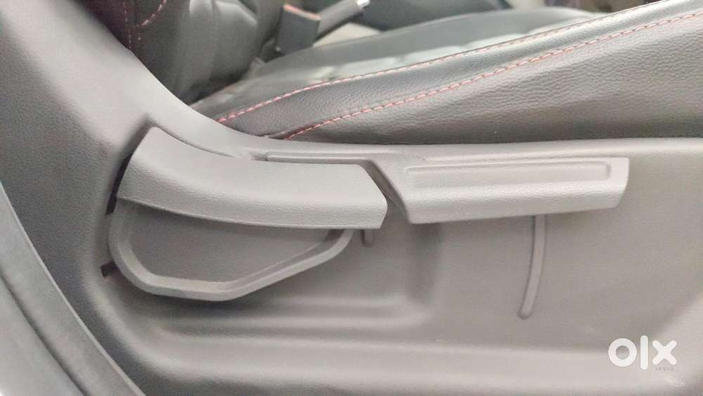 Hyundai Aura Sx Plus Automatic, 2020, Petrol