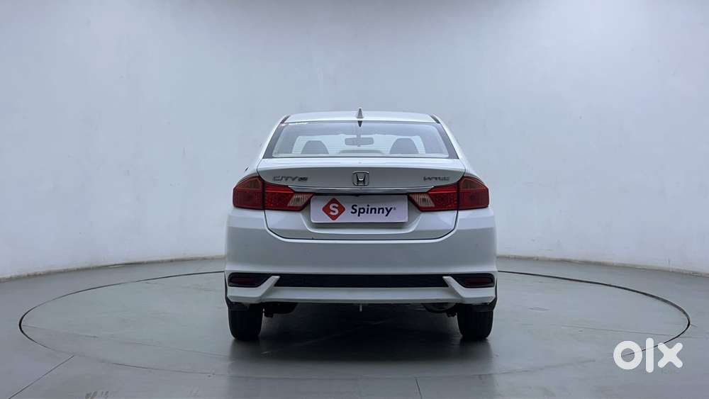 Honda City 1.5 V 4th Gen I-vtec Mt, 2022, Petrol