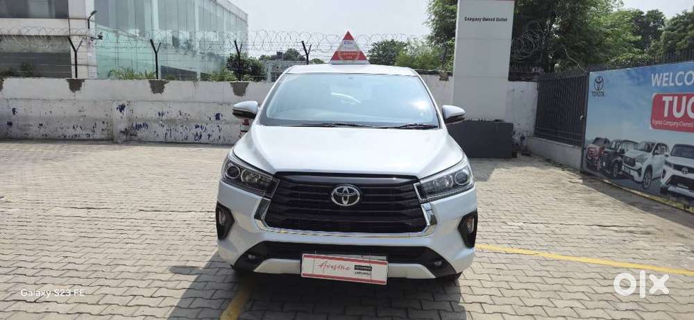 Toyota Innova Crysta 2.7 V, 2022, Petrol