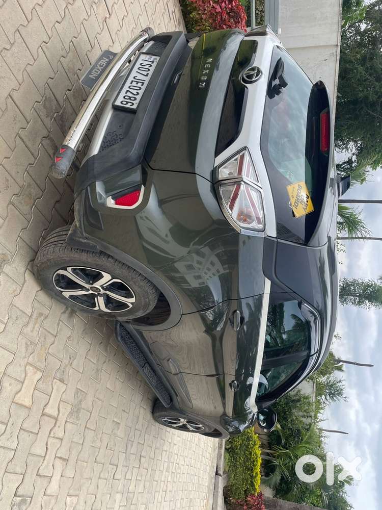 Tata Nexon Xz+ Sunroof , 26,402km -  Petrol , Manual 2022