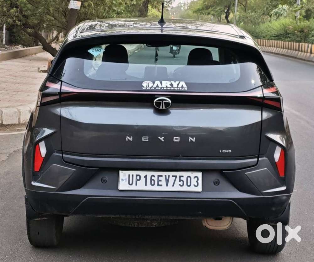 Tata Nexon Smart Plus1.2 Revotron Petrol 5 Mt, 2025, Cng & Hybrids
