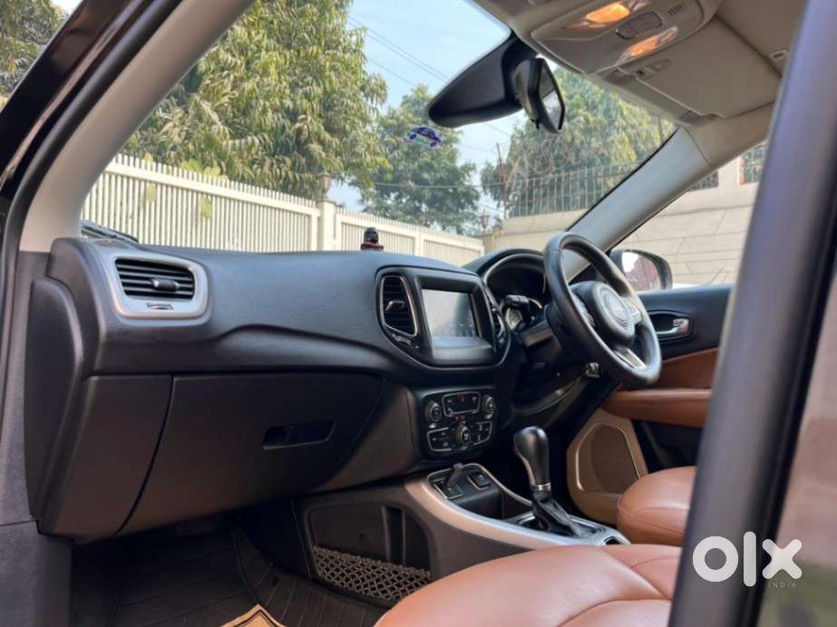 Jeep Compass 2.0 Longitude Option, 2019, Petrol