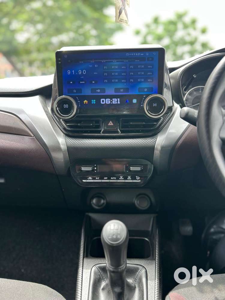 Maruti Suzuki Fronx Sigma 1.2 Cng, 2025, Cng & Hybrids