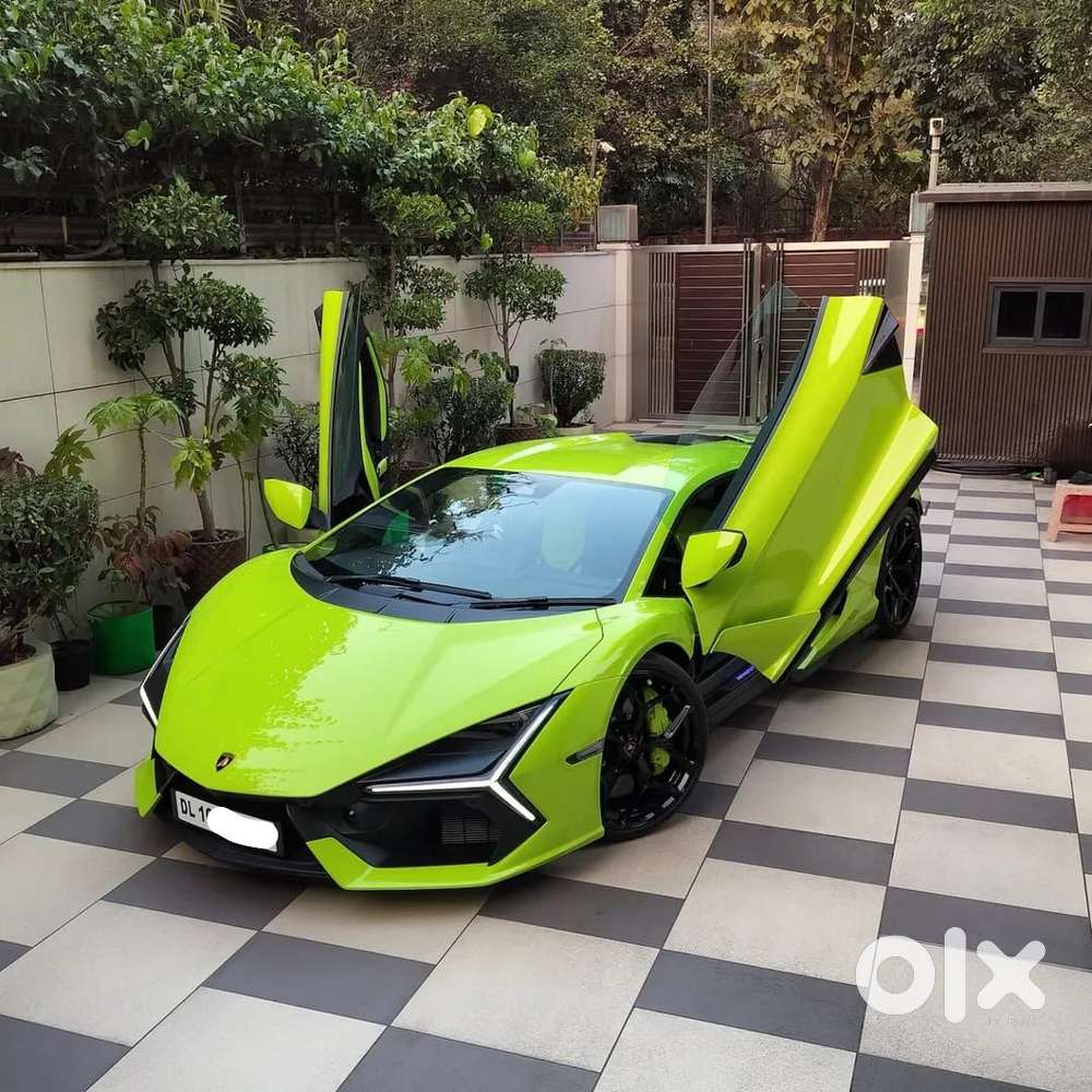 Lamborghini Revuelto Standard, 2026, Petrol