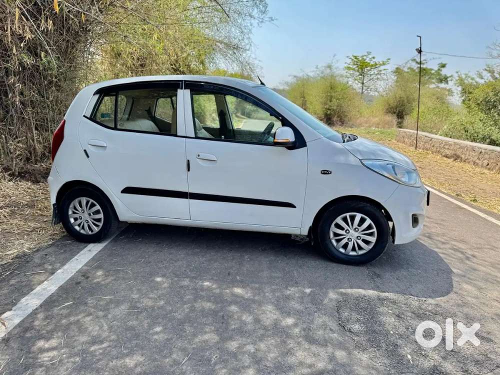 Hyundai I10 2013 Petrol 56000 Km Driven And Cng
