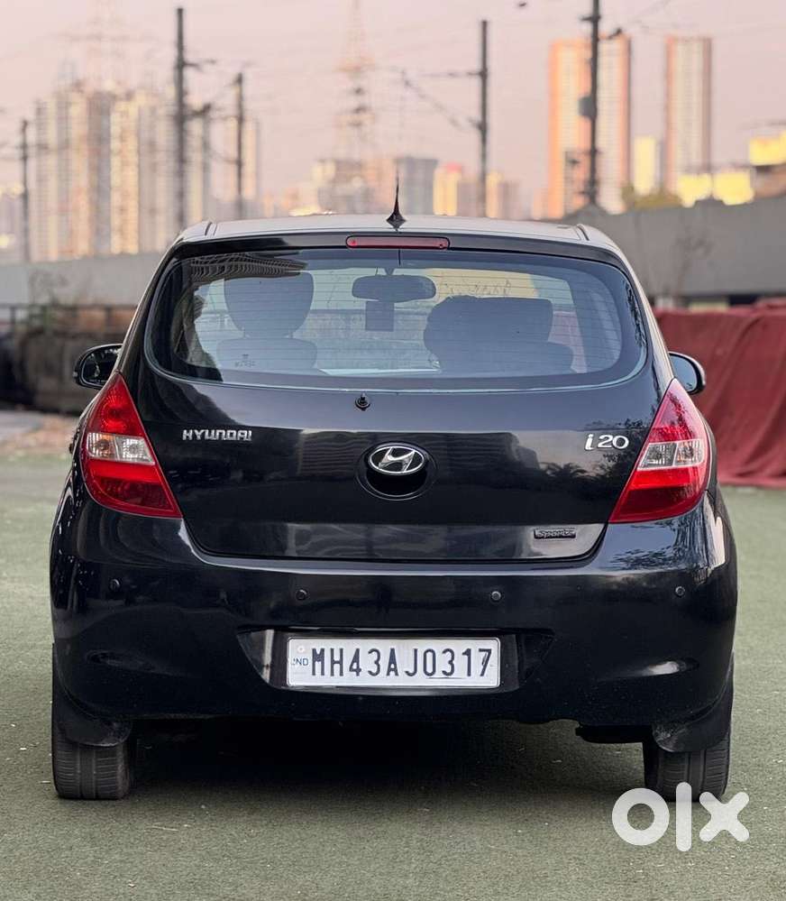 Hyundai I20 2009-2011 Asta, 2011, Petrol