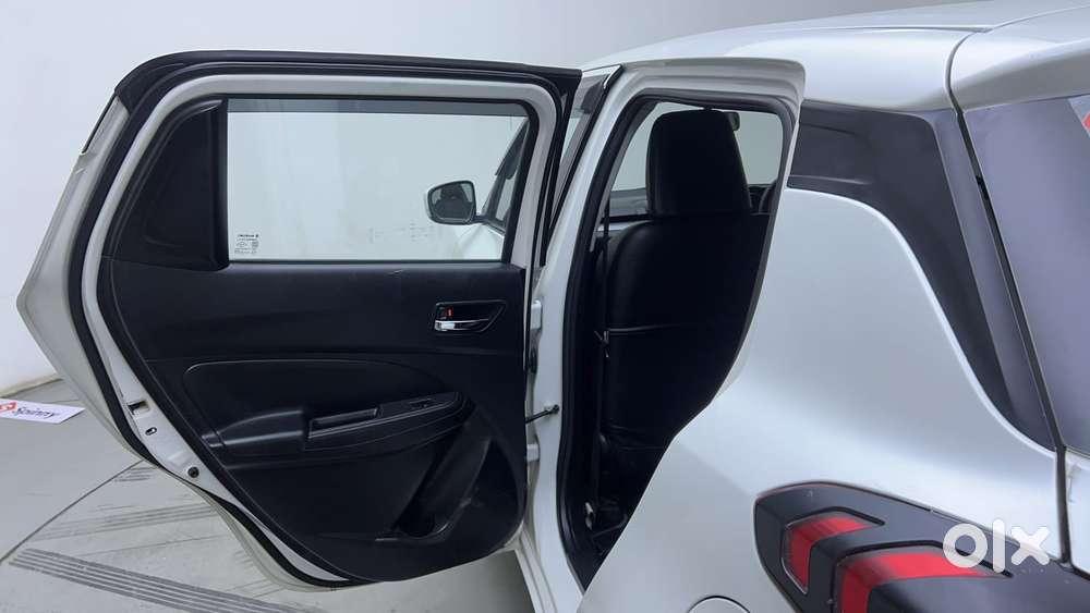 Maruti Suzuki Swift Vvt Vxi, 2022, Petrol