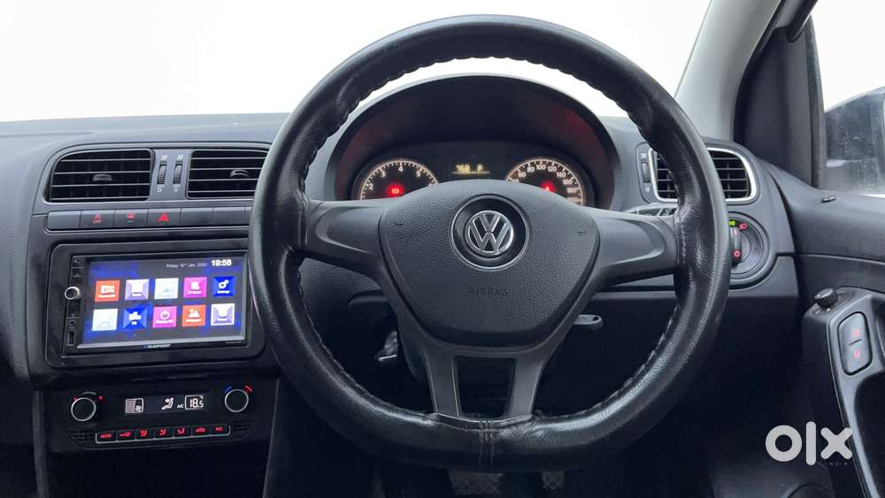 Volkswagen Polo 1.0 Tsi Comfortline At, 2021, Petrol