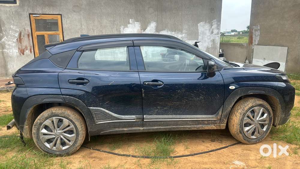 Maruti Fronx Petrol Sigma 2025 Km Driven