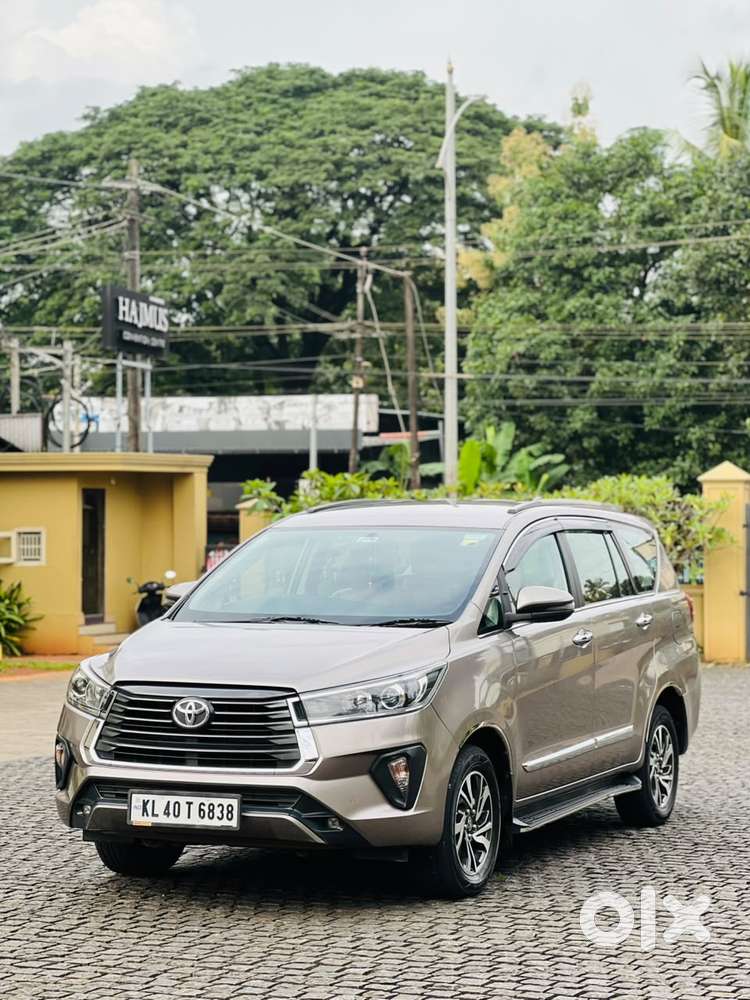 Toyota Innova Crysta Touring Sport 2.4 Mt, 2022, Diesel
