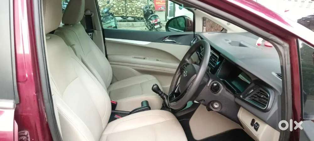 Mahindra Marazzo 1.5 M8 7 Str 2018