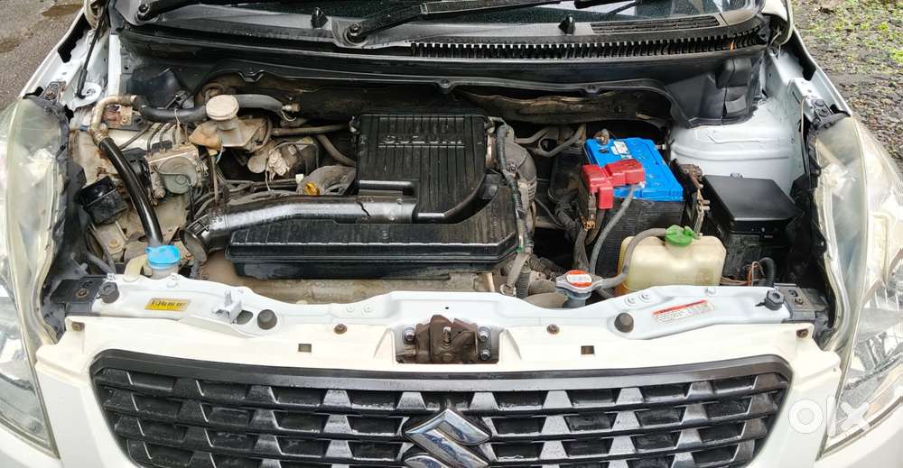 Maruti Suzuki Ertiga Zxi, 2012, Petrol