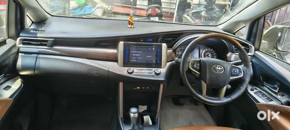 Toyota Innova Crysta 2.8z Automatic, 2017, Diesel