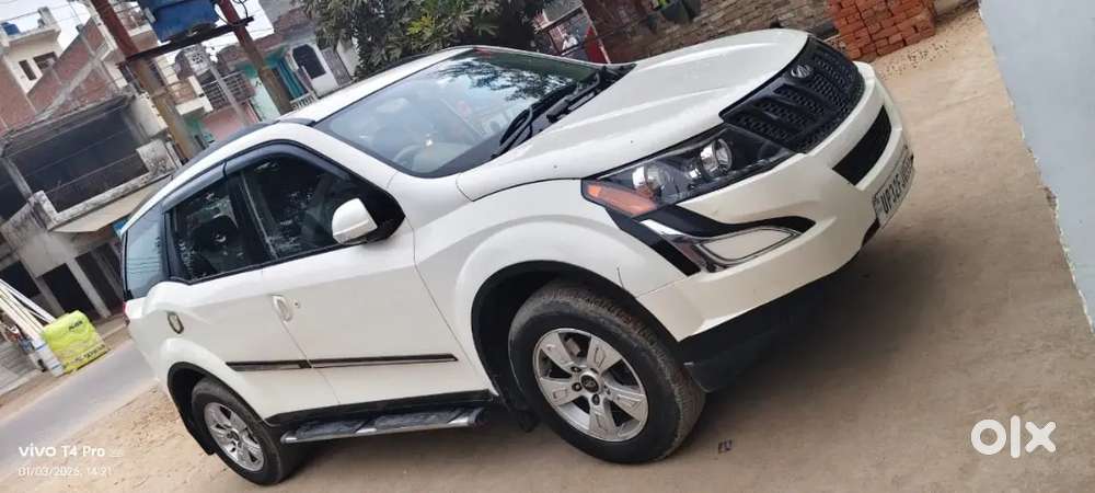 Mahindra Xuv500 2015