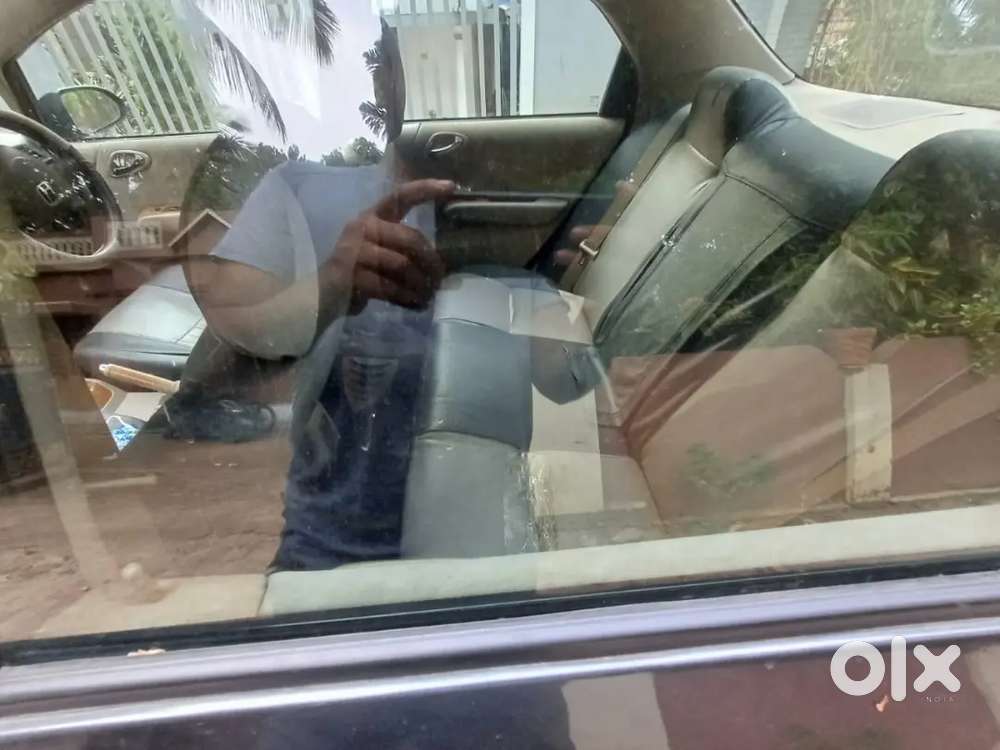 Honda City Zxi 2004 Petrol Well Maintained