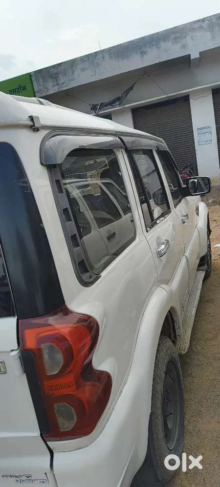 Mahindra Scorpio 2018 Diesel 111295 Km Driven