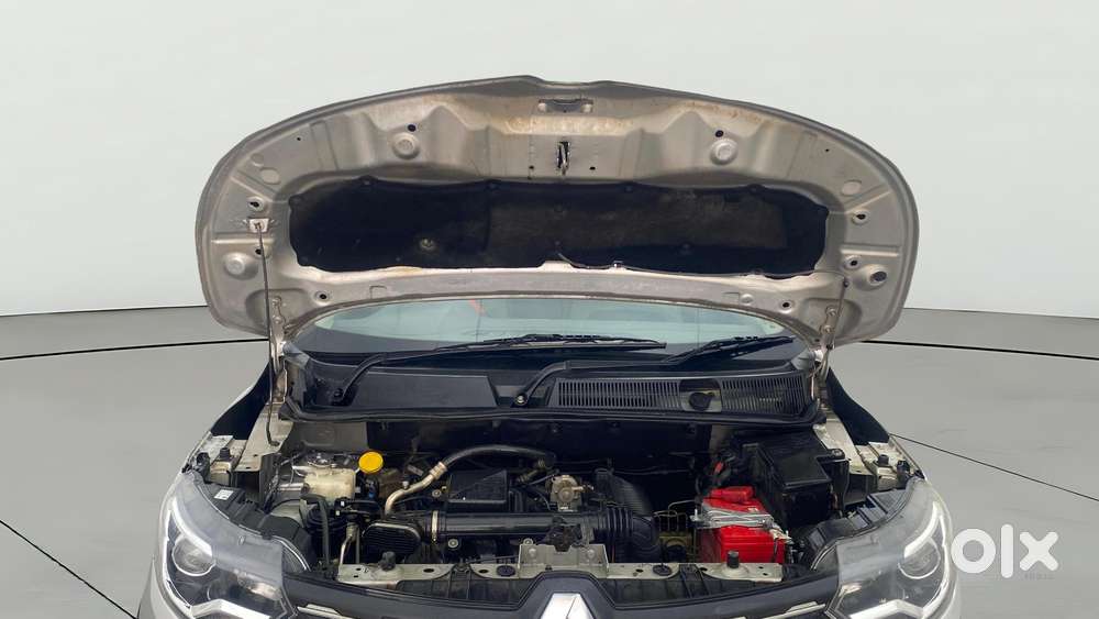 Renault Triber Rxt, 2022, Petrol
