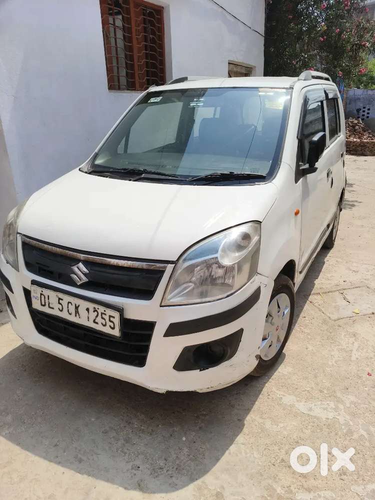 Maruti Suzuki Wagon R 2012 Petrol Good Condition.green Cng