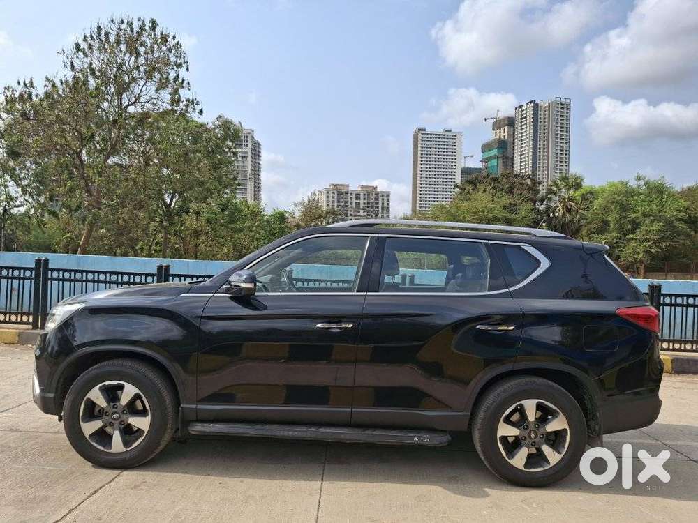 Mahindra Alturas G4 4wd At, 2021, Diesel