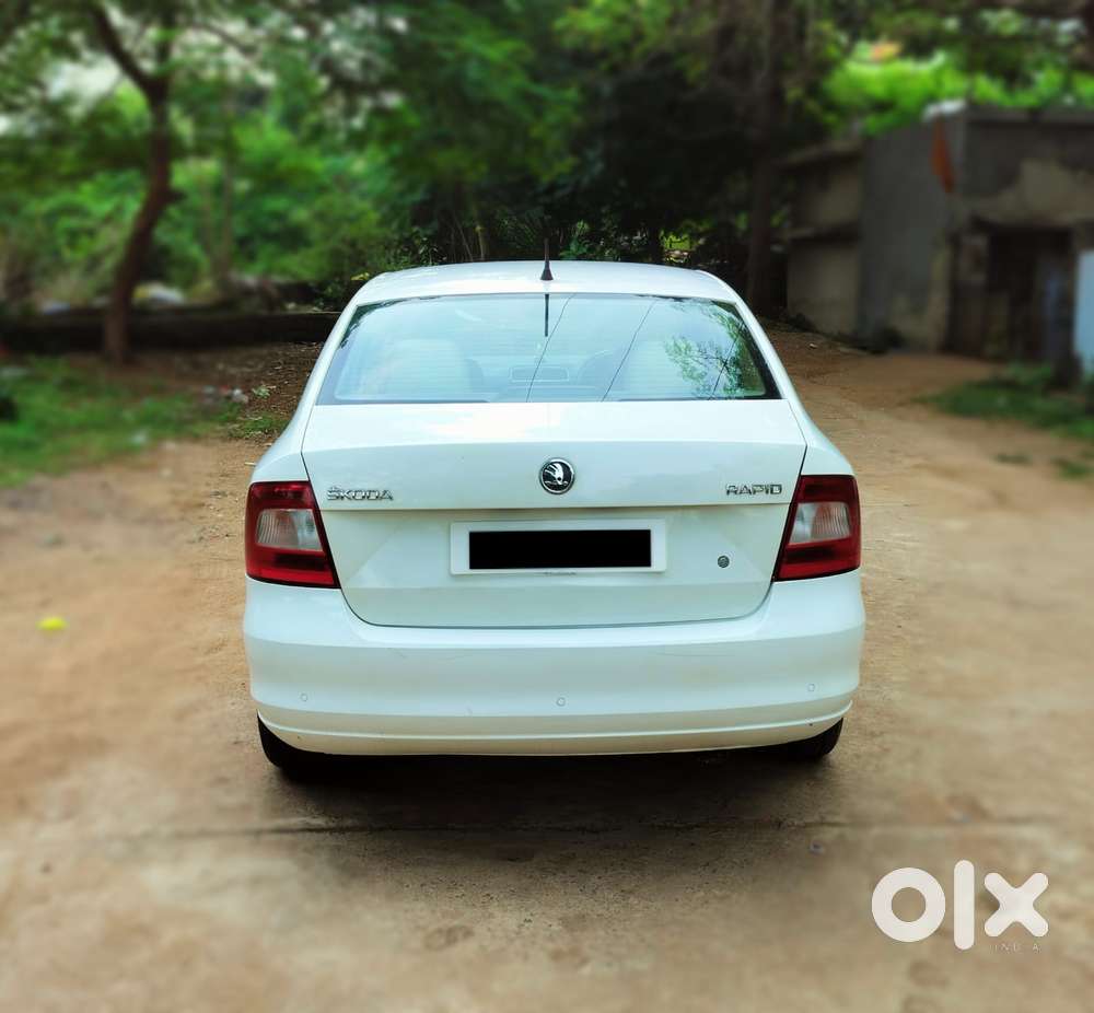 Skoda Rapid [2016-2021] 1.6 Mpi Style Plus, 2016, Petrol