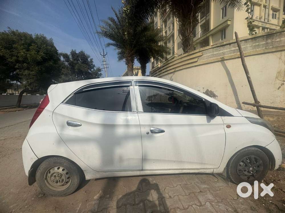 Hyundai Eon Era 2015 Petrol